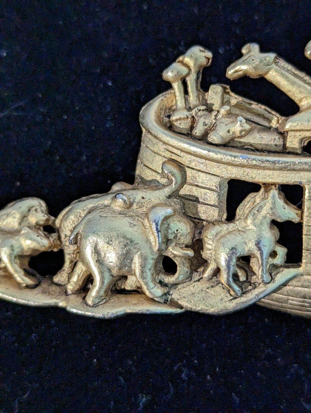 Noah's Ark Brooch - Picture 11 of 11